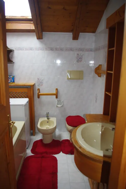 Holiday home Casa Alpina Villa Cencenighe Italy