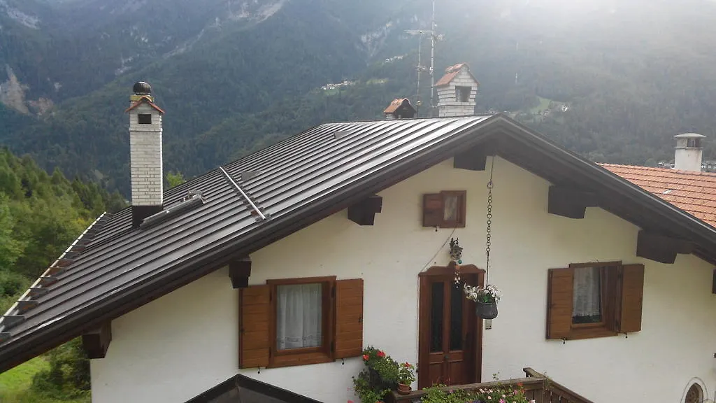 Holiday home Casa Alpina Villa Cencenighe Italy